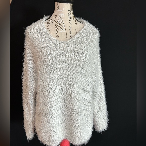 Altar’d State Cozy White & Gray Sweater - Picture 1 of 6